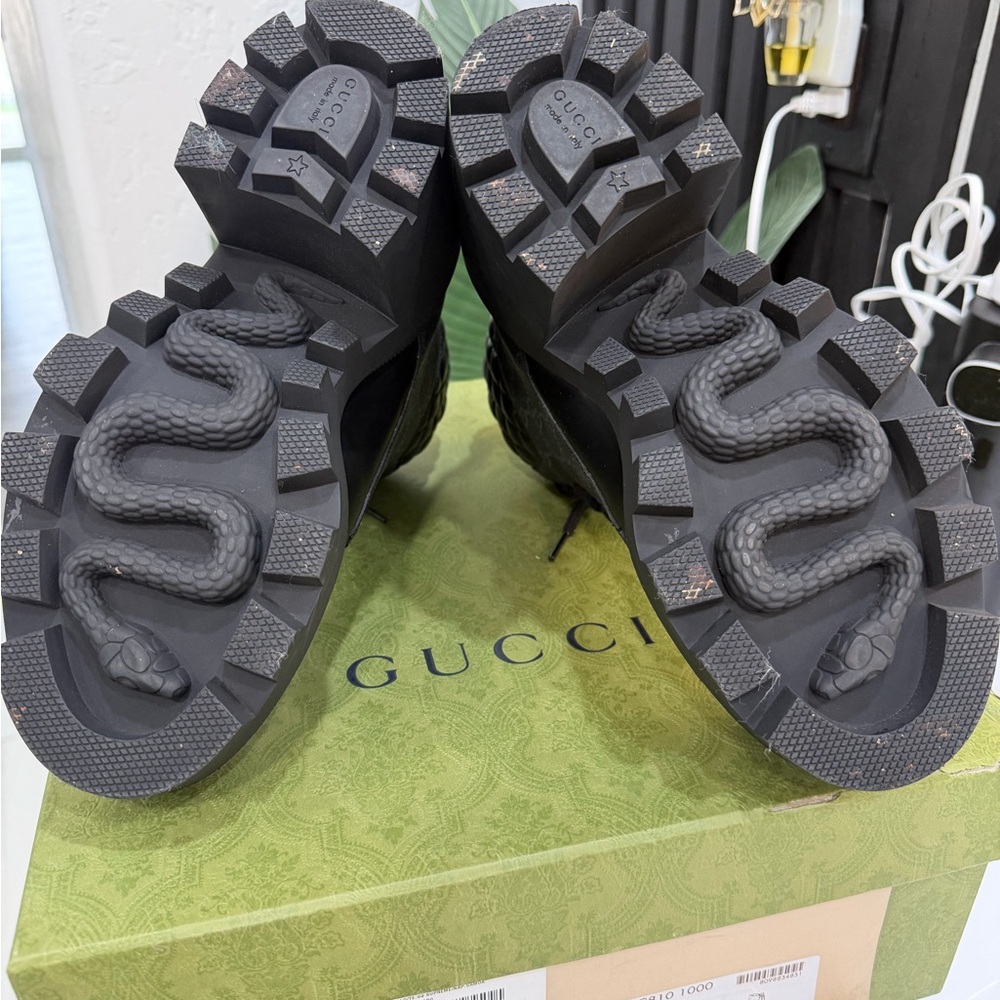 AUTHENTIC Gucci Black Heeled Boots PRICE IS FIRM - Picture 11 of 13